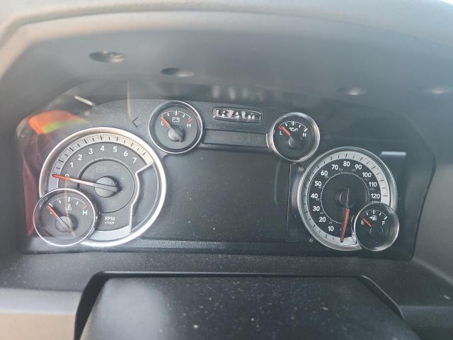 1C6RR6LT3JS132401 - 2018 RAM 1500 SLT Күміс фото 9