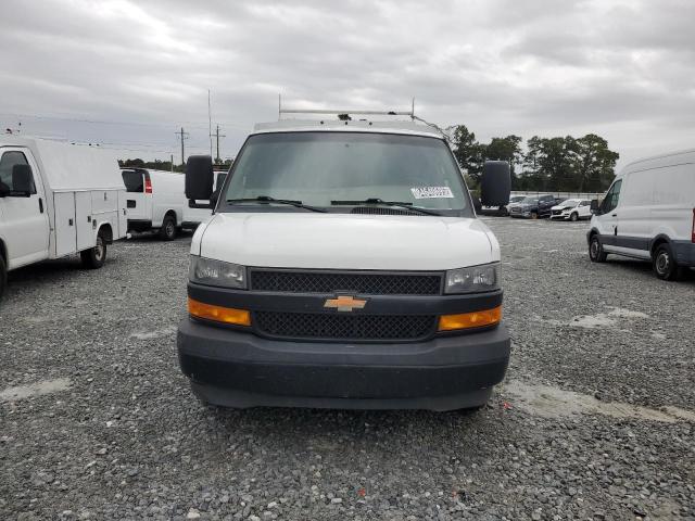 1GB0GRFG0K1170817 - 2019 CHEVROLET EXPRESS G3 WHITE photo 5