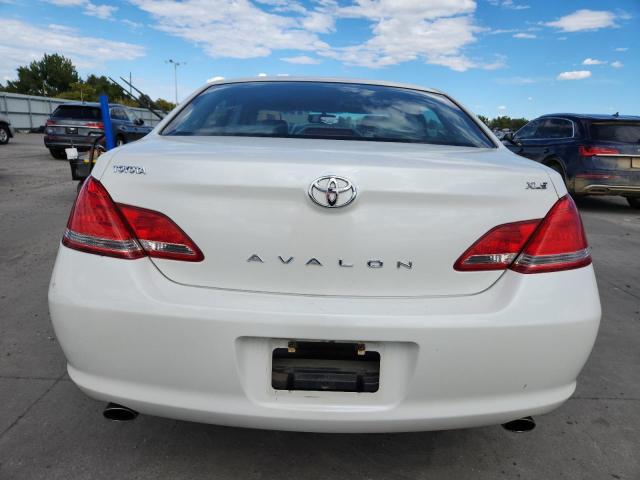 4T1BK36B06U078353 - 2006 TOYOTA AVALON XL თეთრი ფოტო 6