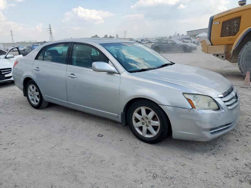 4T1BK36BX5U044242 - 2005 TOYOTA AVALON XL SILVER photo 4