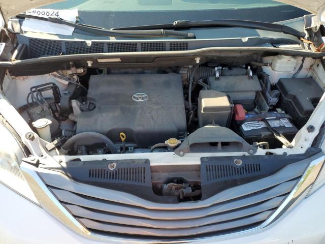 5TDYK3DC8CS234066 - 2012 TOYOTA SIENNA XLE 白色 照片 12