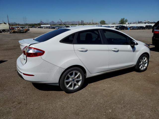 3FADP4BJ3KM137031 - 2019 FORD FIESTA SE 白色 照片 3
