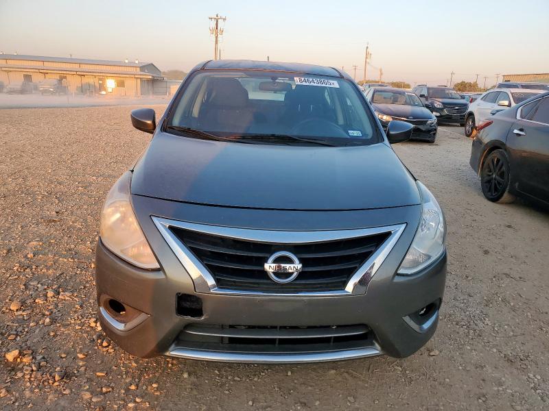 3N1CN7AP5GL884729 - 2016 NISSAN VERSA S 灰色 照片 5