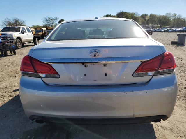 4T1BK3DBXCU472649 - 2012 TOYOTA AVALON BASE Plata foto 6