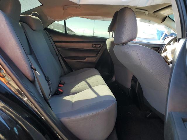 5YFBURHE7JP741092 - 2018 TOYOTA COROLLA L შავი ფოტო 10