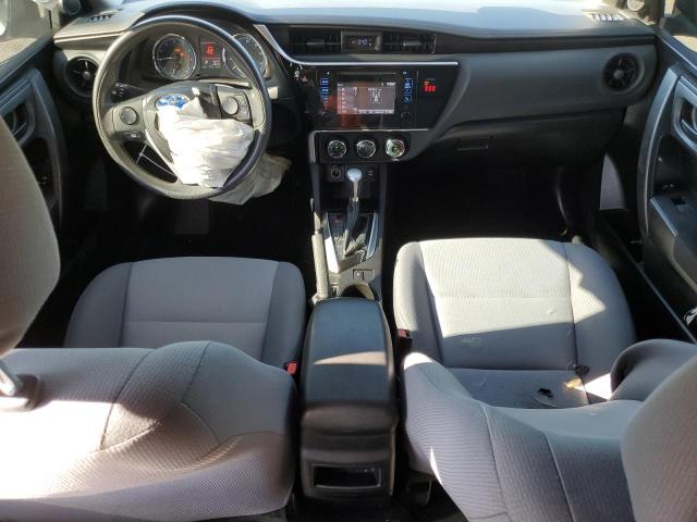 5YFBURHE7JP741092 - 2018 TOYOTA COROLLA L შავი ფოტო 8