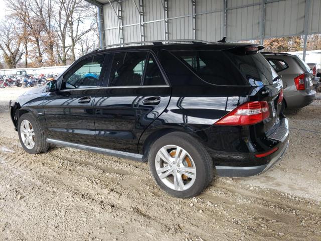 4JGDA5HB3CA008833 - 2012 MERCEDES-BENZ ML 350 4MATIC BLACK photo 2