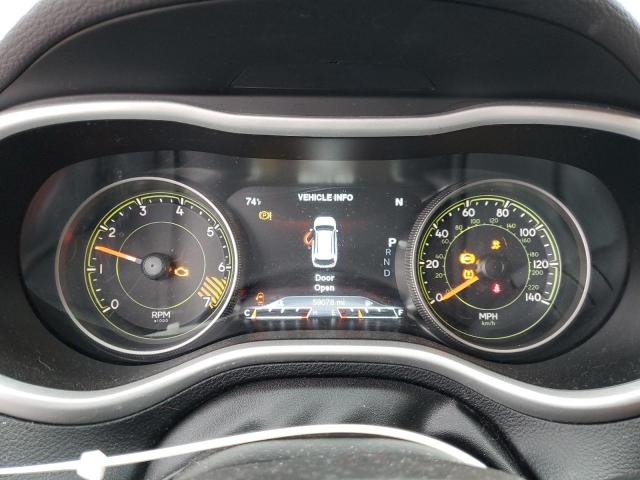 1C4PJMBB4HD226418 - 2017 JEEP CHEROKEE TRAILHAWK RED photo 9