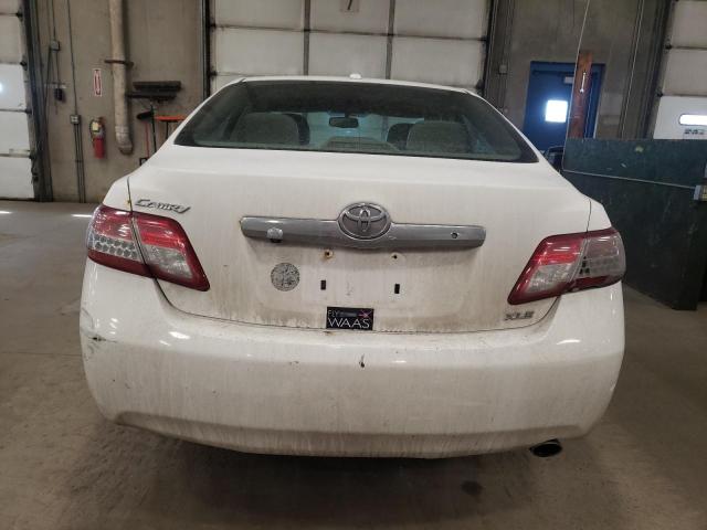 4T4BF3EK5BR177630 - 2011 TOYOTA CAMRY BASE WHITE photo 11