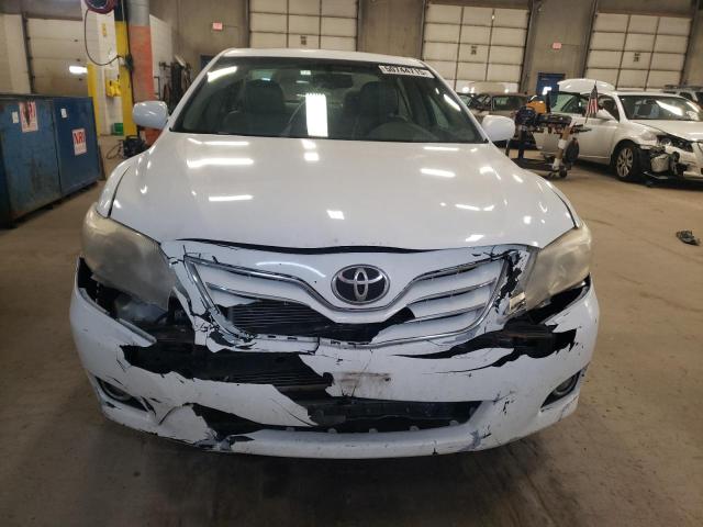 4T4BF3EK5BR177630 - 2011 TOYOTA CAMRY BASE WHITE photo 9