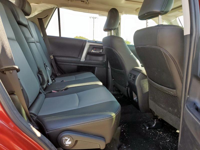 JTEFU5JR5N5269237 - 2022 TOYOTA 4RUNNER SR5 RED photo 11