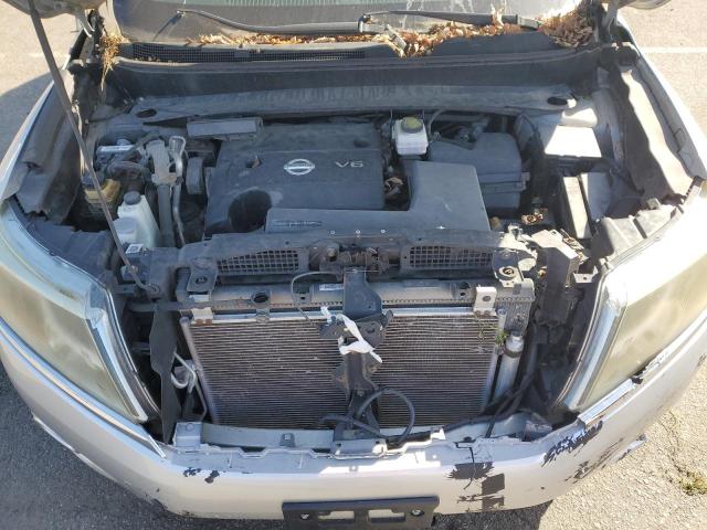 5N1AR2MM3DC657622 - 2013 NISSAN PATHFINDER S فضي صورة 12