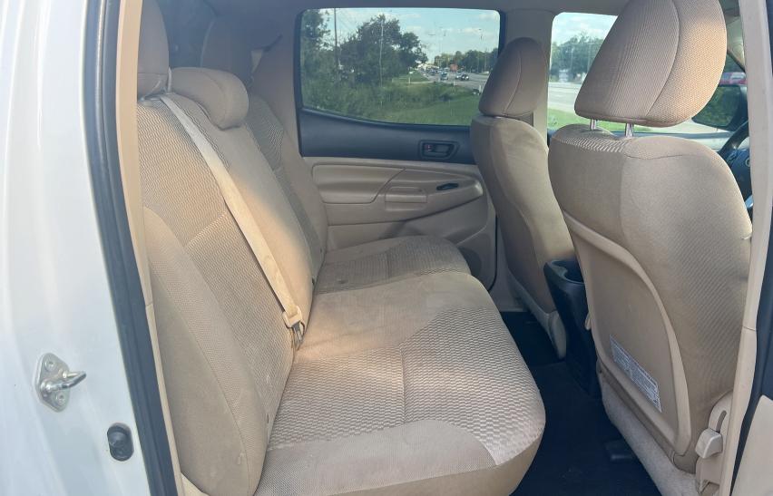 5TFJX4GN5FX044939 - 2015 TOYOTA TACOMA DOUBLE CAB PRERUNNER WHITE photo 6