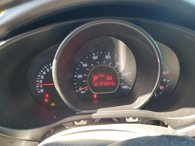 KNDJN2A29J7589432 - 2018 KIA SOUL WHITE photo 9