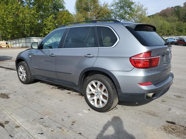 5UXZV4C51D0G53483 - 2013 BMW X5 XDRIVE35I GRAY photo 2