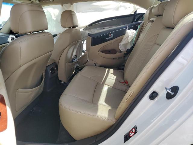 KMHGC4DDXCU211872 - 2012 HYUNDAI GENESIS 3.8L WHITE photo 10