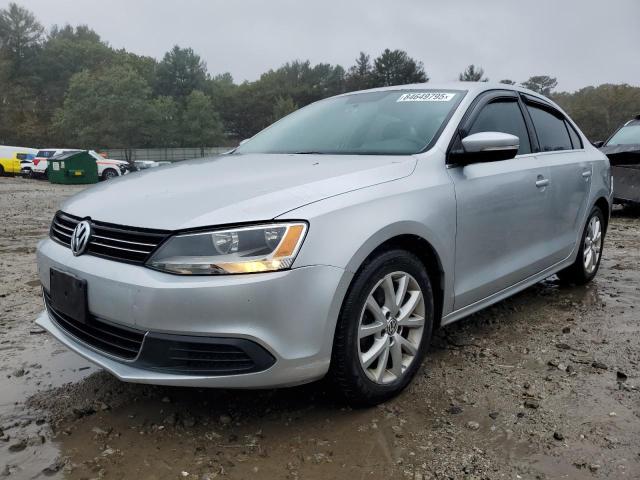2013 VOLKSWAGEN JETTA SE, 