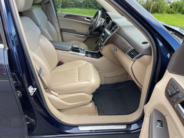 4JGDF7CEXEA395687 - 2014 MERCEDES-BENZ GL 450 4MATIC BLUE photo 5