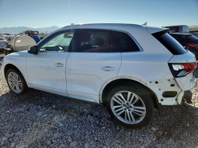 WA1CNAFY0J2157402 - 2018 AUDI Q5 PRESTIGE WHITE photo 2