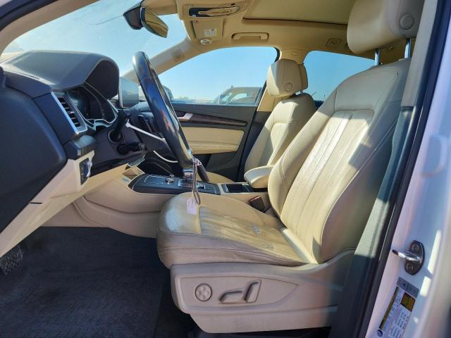 WA1CNAFY0J2157402 - 2018 AUDI Q5 PRESTIGE WHITE photo 7