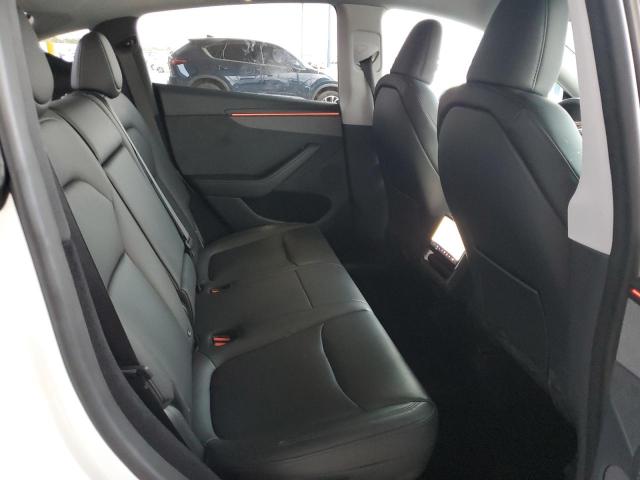 7SAYGDEE1TF401785 - 2026 TESLA MODEL Y 白色 照片 10