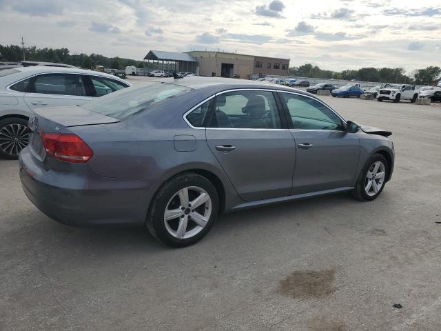 1VWBH7A37CC099077 - 2012 VOLKSWAGEN PASSAT SE GRAY photo 3