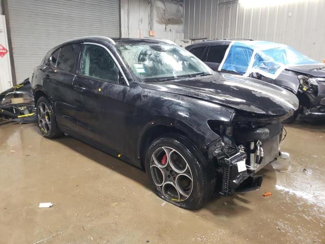 ZASFAKBN8J7B94420 - 2018 ALFA ROMEO STELVIO TI Қара фото 4