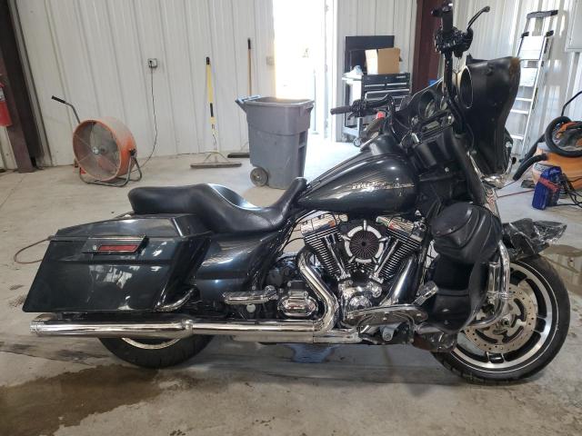 2009 HARLEY-DAVIDSON FLHX, 