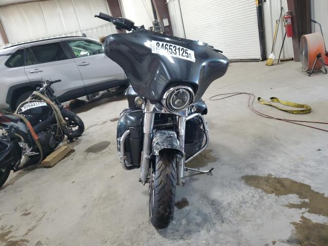 1HD1KB4179Y623500 - 2009 HARLEY-DAVIDSON FLHX GRAY photo 2