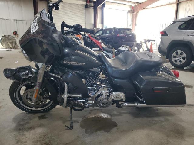 1HD1KB4179Y623500 - 2009 HARLEY-DAVIDSON FLHX GRAY photo 3