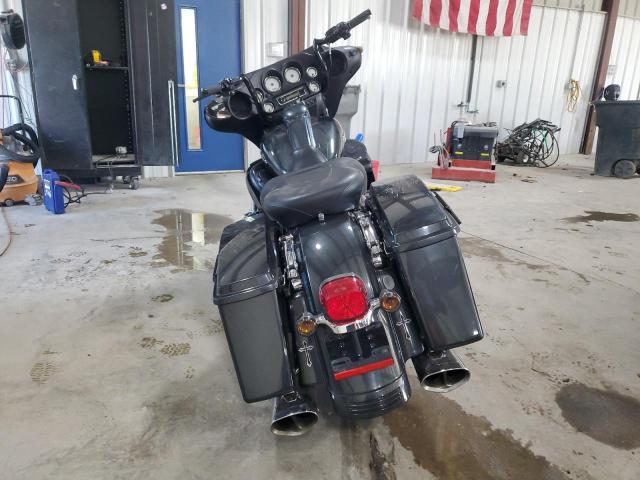 1HD1KB4179Y623500 - 2009 HARLEY-DAVIDSON FLHX GRAY photo 4