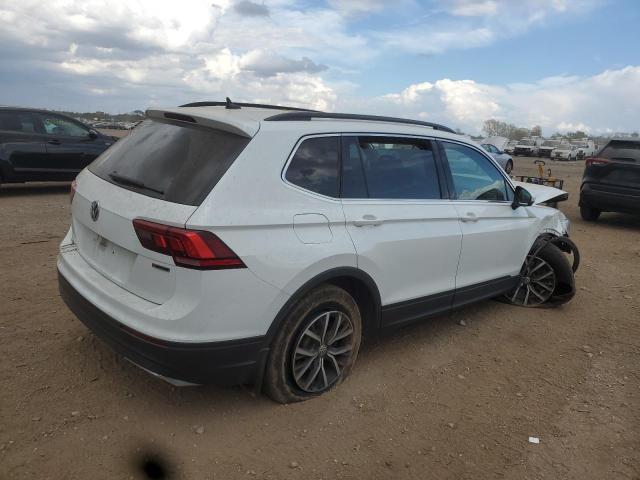 3VV2B7AX4KM182200 - 2019 VOLKSWAGEN TIGUAN SE Ақ фото 3