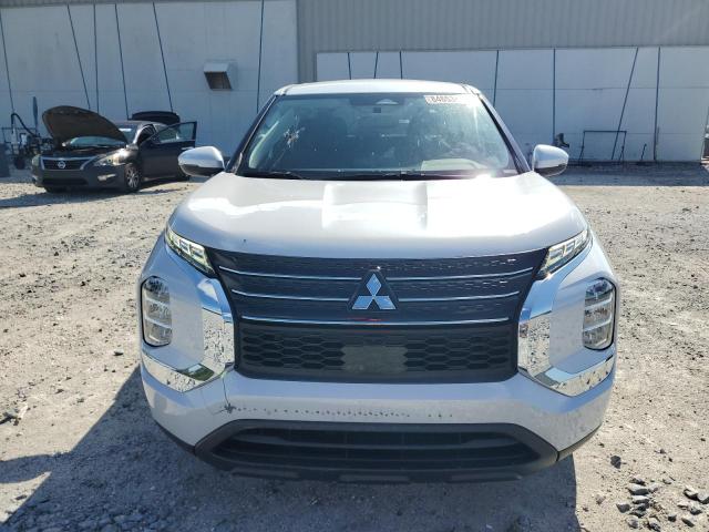 JA4J3TA82NZ000466 - 2022 MITSUBISHI OUTLANDER ES 白色 照片 5