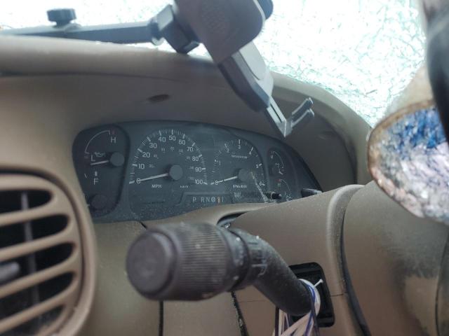 5LMEU27RX2LJ02426 - 2002 LINCOLN NAVIGATOR 白色 照片 9