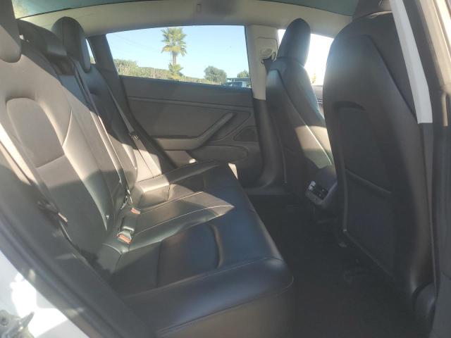 5YJ3E1EA0JF053855 - 2018 TESLA MODEL 3 თეთრი ფოტო 10