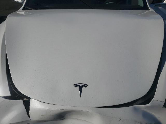 5YJ3E1EA0JF053855 - 2018 TESLA MODEL 3 თეთრი ფოტო 11