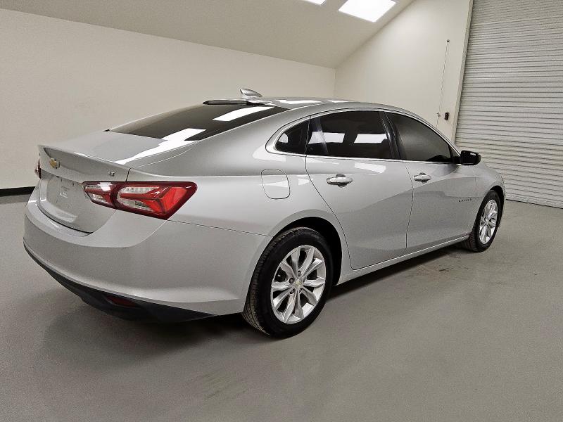 1G1ZD5STXLF058000 - 2020 CHEVROLET MALIBU LT Сріблястий фото 3