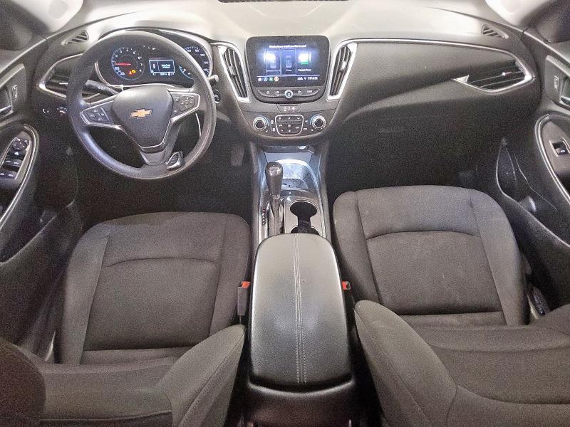 1G1ZD5STXLF058000 - 2020 CHEVROLET MALIBU LT Сріблястий фото 8