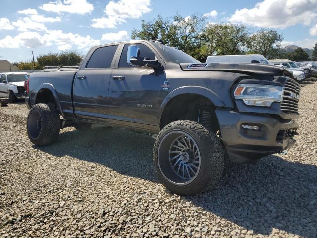 3C6UR5FL9NG250255 - 2022 RAM 2500 LARAMIE შავი ფოტო 4