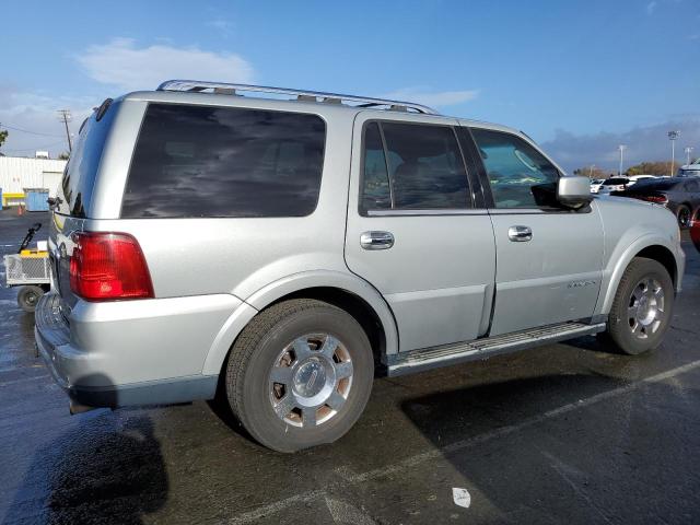 5LMFU27506LJ12017 - 2006 LINCOLN NAVIGATOR GRAY photo 3