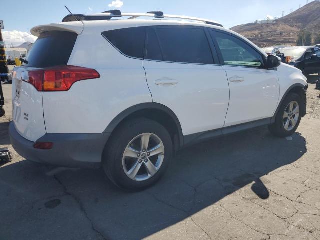 2T3RFREV8FW391854 - 2015 TOYOTA RAV4 XLE WHITE photo 3