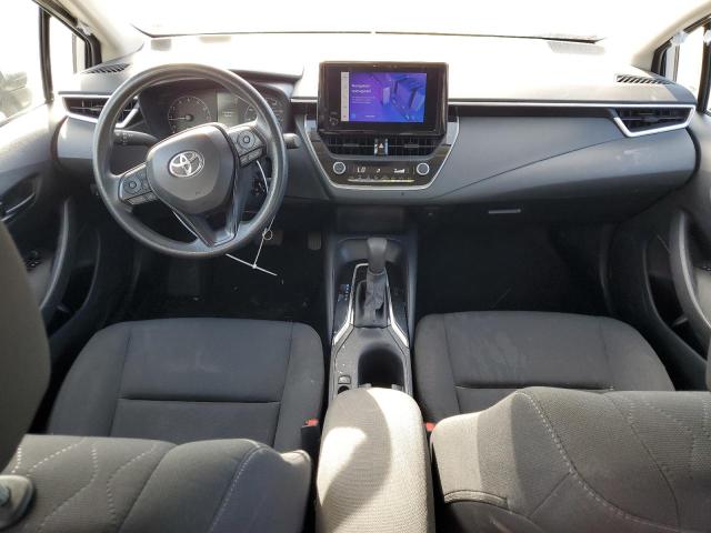 5YFB4MDEXRP127898 - 2024 TOYOTA COROLLA LE Silber Foto 8