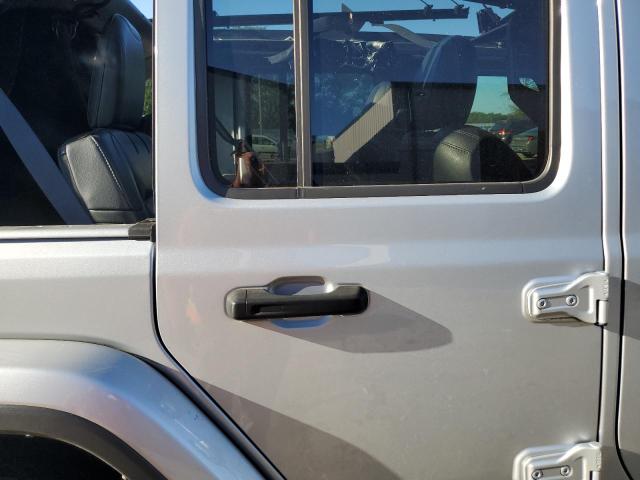 1C4HJXEG4NW222723 - 2022 JEEP WRANGLER U SAHARA SILVER photo 11