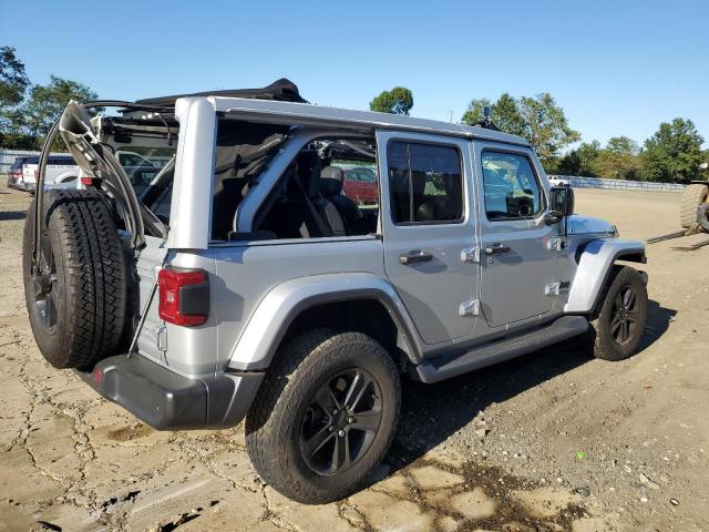 1C4HJXEG4NW222723 - 2022 JEEP WRANGLER U SAHARA SILVER photo 3