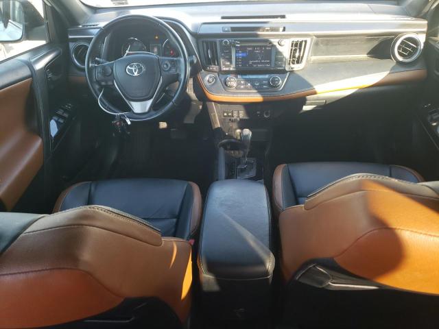 JTMJFREVXGD183454 - 2016 TOYOTA RAV4 SE WHITE photo 8