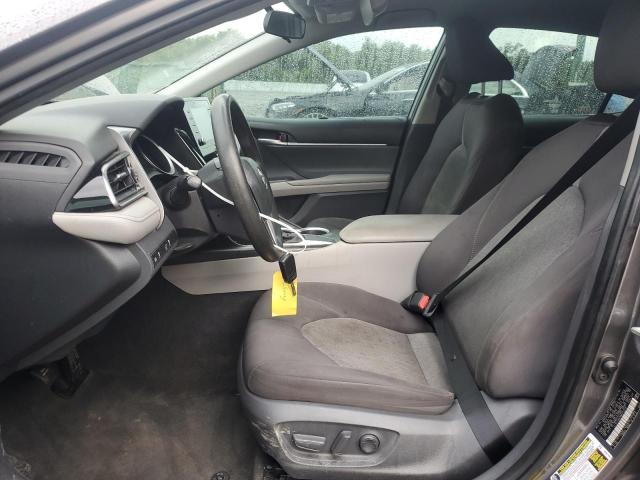 4T1C11AK3MU572576 - 2021 TOYOTA CAMRY LE GRAY photo 7