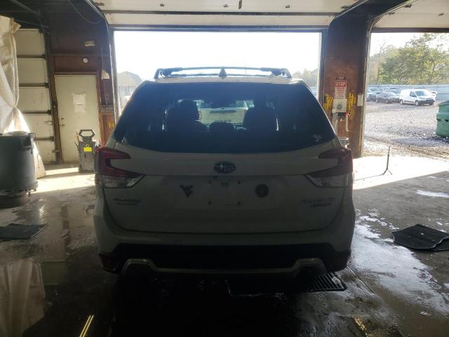 JF2SKAXC4LH454929 - 2020 SUBARU FORESTER TOURING WHITE photo 6