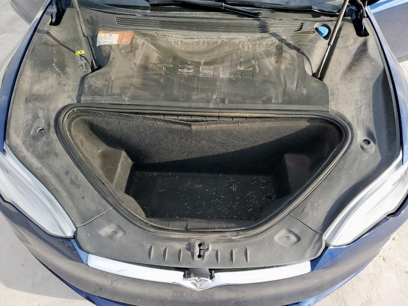 5YJSA1E27HF230279 - 2017 TESLA MODEL S Niebieski zdjęcie 12