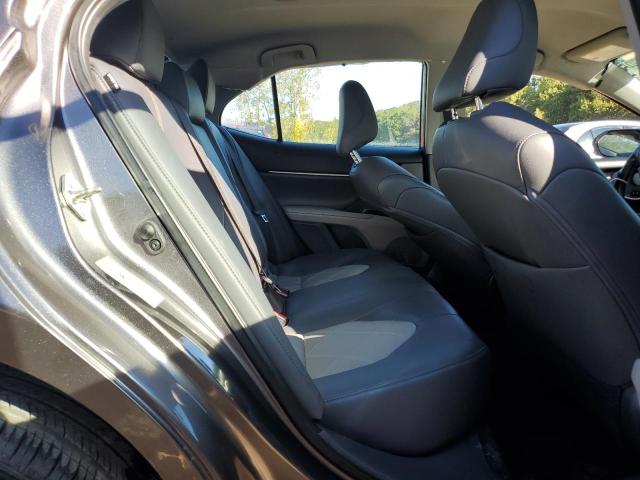 4T1B11HKXKU757819 - 2019 TOYOTA CAMRY L GRAY photo 10