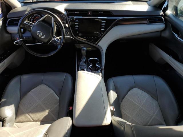4T1B11HKXKU757819 - 2019 TOYOTA CAMRY L GRAY photo 8